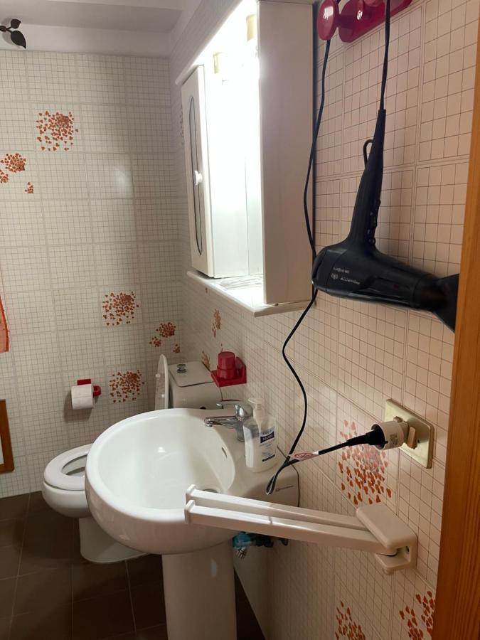 リポスト Monolocale Al Bluemarineヴィラ エクステリア 写真