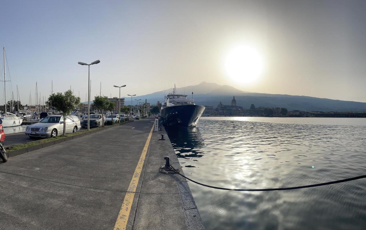 リポスト Monolocale Al Bluemarineヴィラ エクステリア 写真